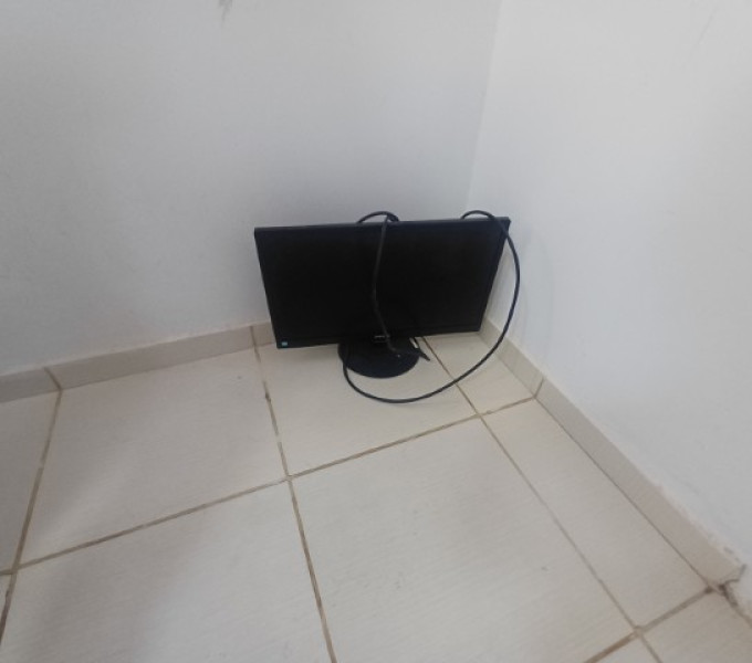 Sala de Admnistração: Grande variedade de itens de escritorio
