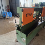 Serra de fita horizontal Franho FM-500, motor WEG de 1,5 CV
