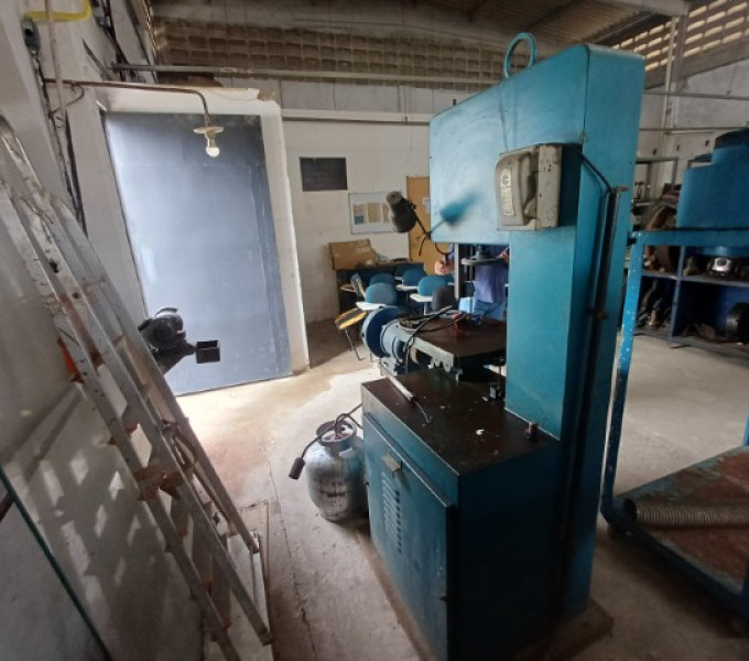 Serra de fita Standard Ronemak AC-300