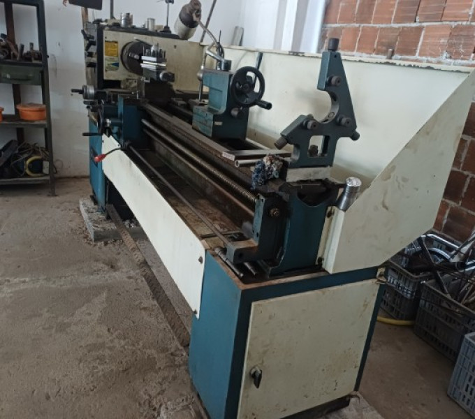 Torno universal Romi Tormax 20A com barramento de 1,5 m + paquímetro 300mm + micrômetro 125-150 + imicro 25-30