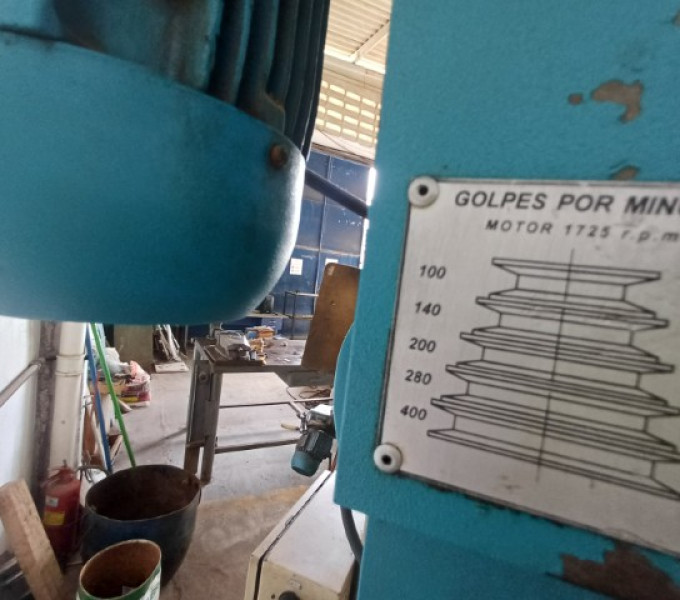 Fresadora vertical Zocca FFZ2