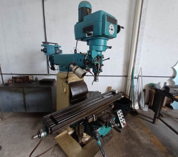 Fresadora vertical Zocca FFZ2