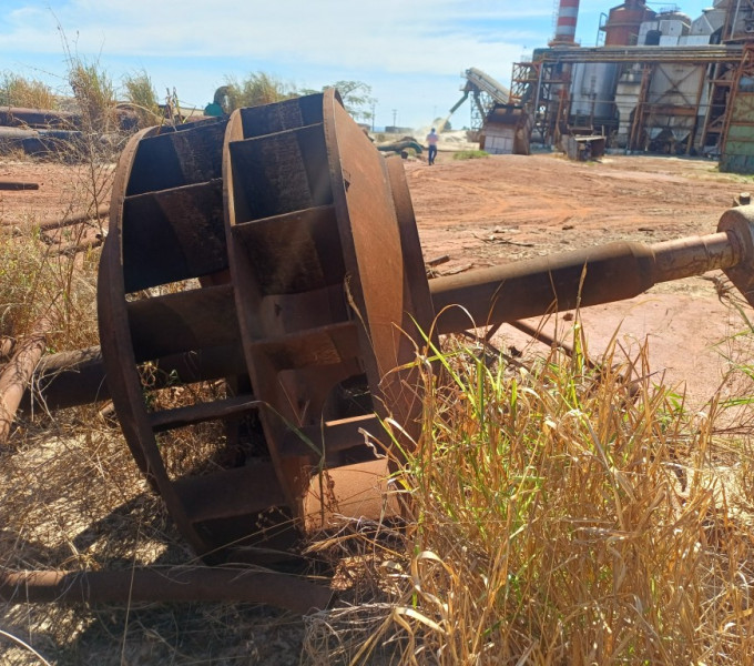 ROTOR DE CALDEIRA EM AC C/ EIXO E MANCAIS
