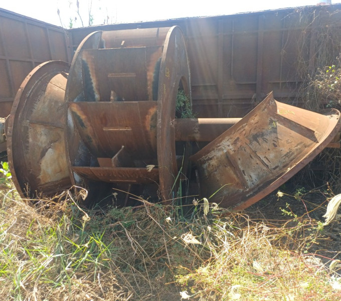 ROTOR DE CALDEIRA EM AC C/ EIXO E MANCAIS E CONE