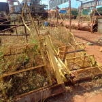 02 ESCADAS P/ IMPLEMENTO AGRICOLA
