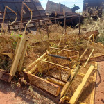 02 ESCADAS P/ IMPLEMENTO AGRICOLA