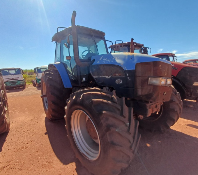TRATOR DE PNEUS NEW HOLLAND TM 7030500, 2009, FROTA: 805088 + Ativo I2C3