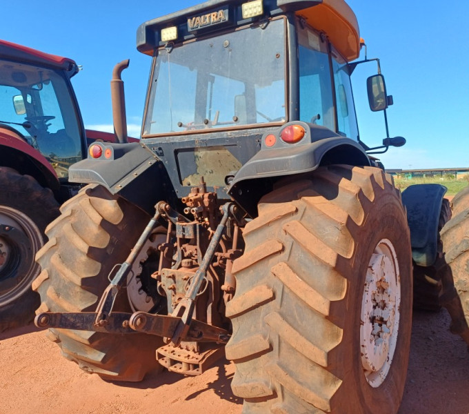 TRATOR DE PNEUS VALTRA BH 180, ANO: 2009, FROTA: 805082 + Ativo I5