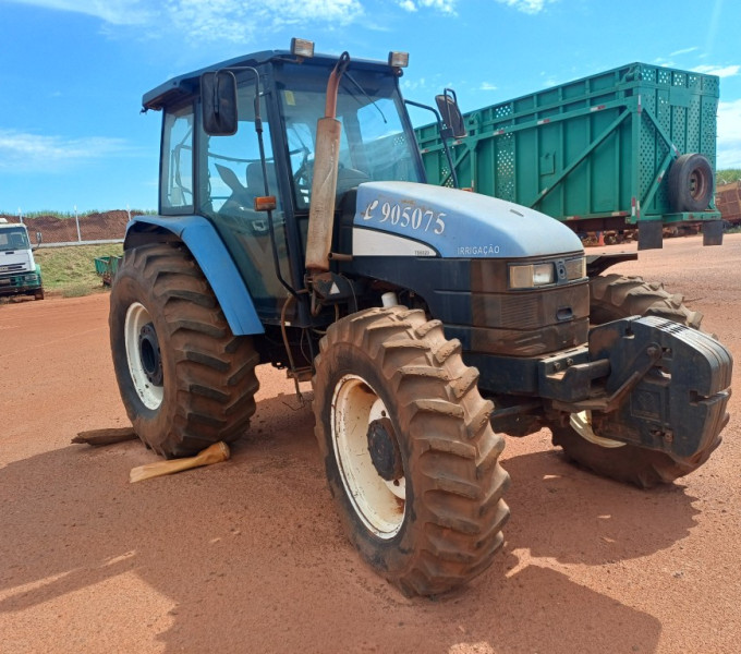 Trator agrícola New Holland TS6020 ano 2013