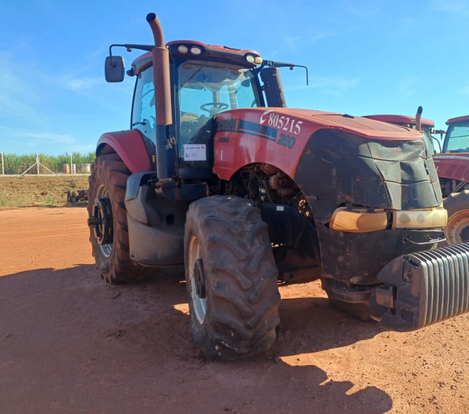 TRATOR DE PNEUS CASE MAGNUM 260, ANO: 2018, FROTA: 805215 + Ativo I9