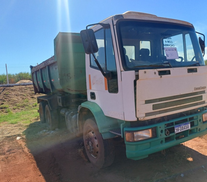 CAMINHÃO BASCULANTE IVECO EUROCARGO 260E25, PLACA: HFD-8058, ANO: 2010, FROTA: 903037 + Ativo I6C3