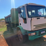 CAMINHÃO BASCULANTE IVECO EUROCARGO 260E25, PLACA: HFD-8058, ANO: 2010, FROTA: 903037 + Ativo I6C3