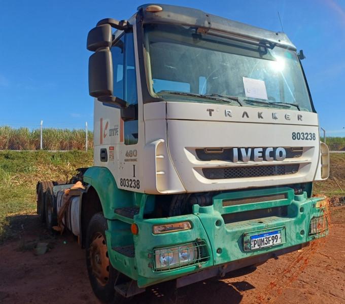 CAMINHÃO CAVALO MECANICO IVECO TRAKKER 480, ANO: 2013, PLACA: PUM3F99, FROTA: 803238 + Ativo I11C4