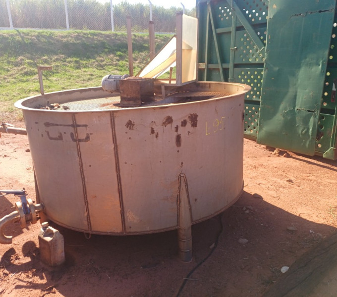 TANQUE MEXEDOR INOX 10M³