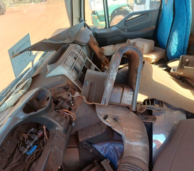 CAMINHÃO CAVALO MECANICO IVECO 740T48, PLACA: PUO-2L12, 2013, FROTA: 803239 + Ativo I10