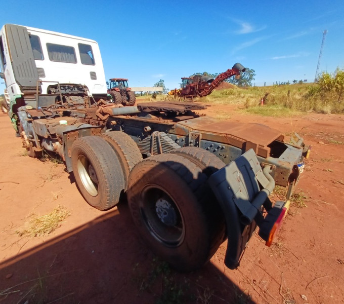 CAMINHÃO CAVALO MECANICO IVECO 740T48, PLACA: PVM-2J85, ANO: 2014, FROTA: 803247 + Ativo I8
