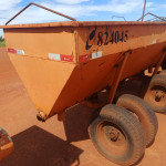 IMPLEMENTO AGRÍCOLA DISTRIBUIDOR, FROTA: 824045