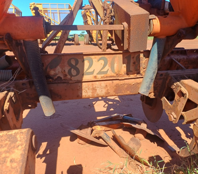 IMPLEMENTO AGRÍCOLA SULCADOR, FROTA: 822018