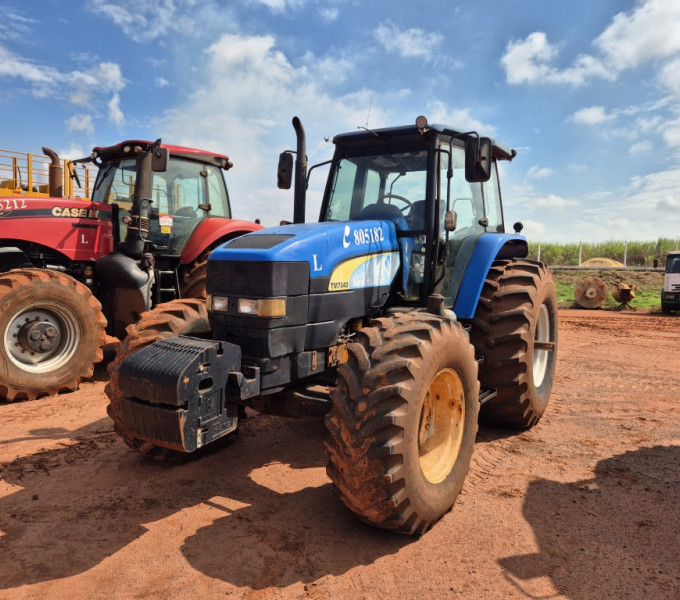 TRATOR DE PNEU NEW HOLLAND TM7040, ANO: 2010, FROTA: 805182 + Ativo i7c1