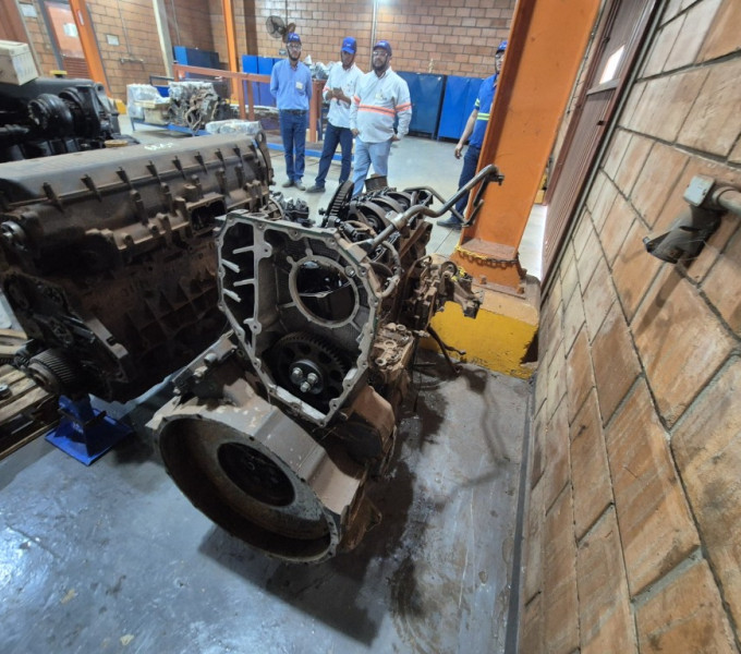 MOTOR A COMBUSTÃO P TRAKKER 480