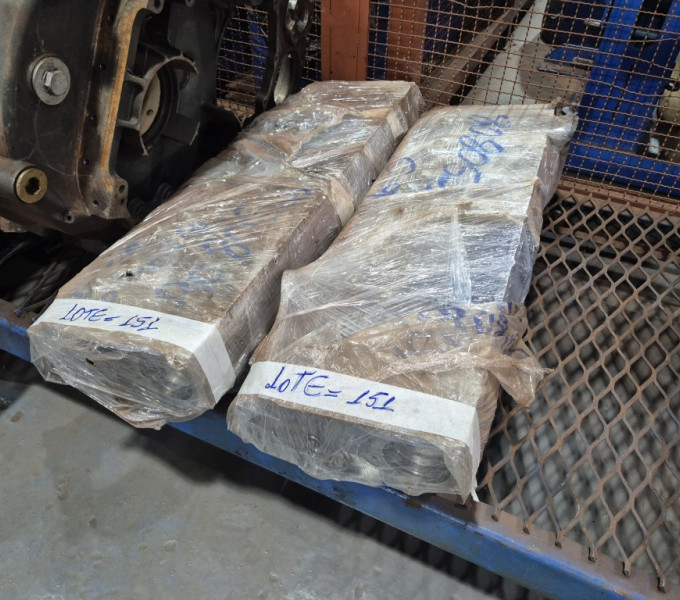 2 CABEÇOTES PARA MOTOR DE COLHEDORA CASE A8800 (REVISADOS)