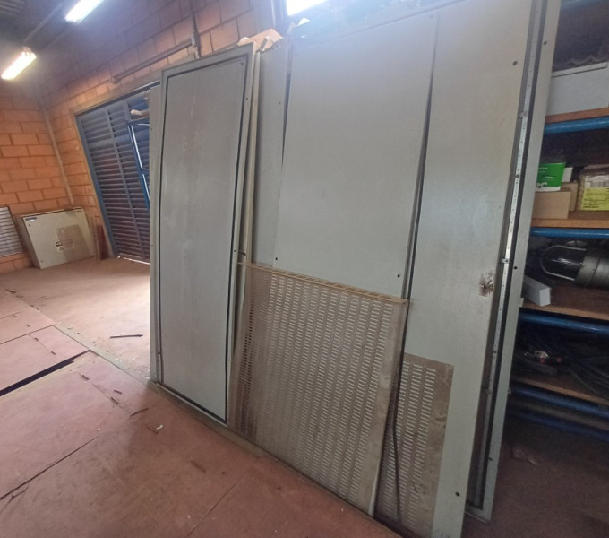painel eletrico com tranformadores, barramentos cobre + tampas + Ativo I1