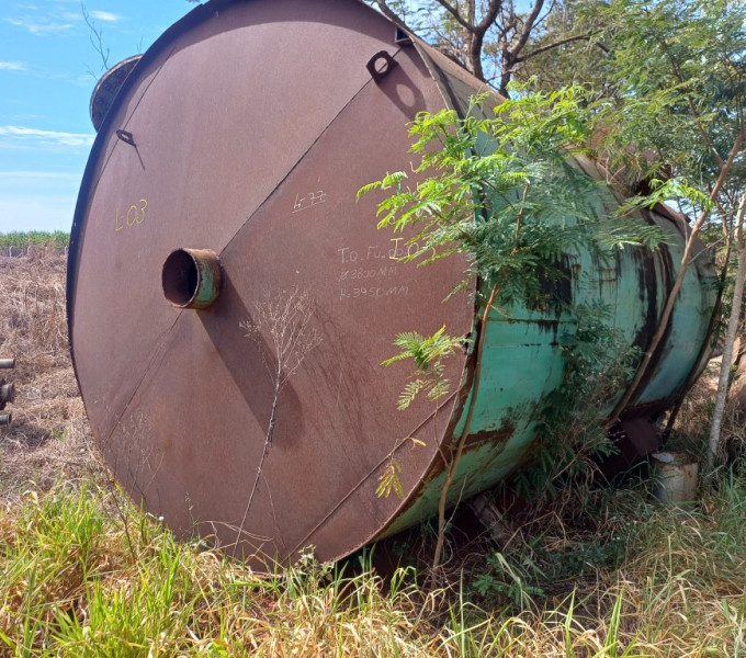 TANQUE VERTICAL EM AC 10M³