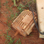 Moto-gedador p maquina de solda + aprox. 35 motores eletricos + Tampa acustica p opanel eletrico + 4 isoladores de corrente madeira + Ativo I8