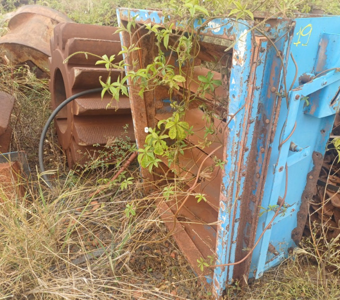 FORRAGEIRA AC + duto passagem em AC