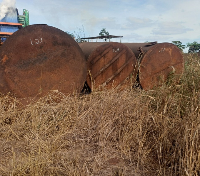 03 TANQUES HORIZONTAIS AC 12,57M³ + 3 chapas AC