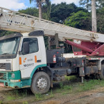 Caminhão Volvo FM12 380 6x4r, Placa: MUN-5927, Ano: 2000, C/ Implemento Guindaste Tadano TS300B1, ano: 2004, Frota: 103177
