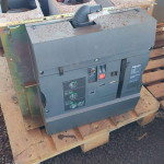 02 (duas) unidades de disjuntores  (17,5 kV), Evolis, Schneider Electric e Merlin Gerin