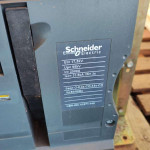 02 (duas) unidades de disjuntores  (17,5 kV), Evolis, Schneider Electric e Merlin Gerin