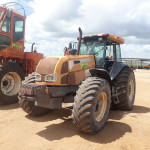Trator Agrícola Valtra BH 165 Cabinado; 2009