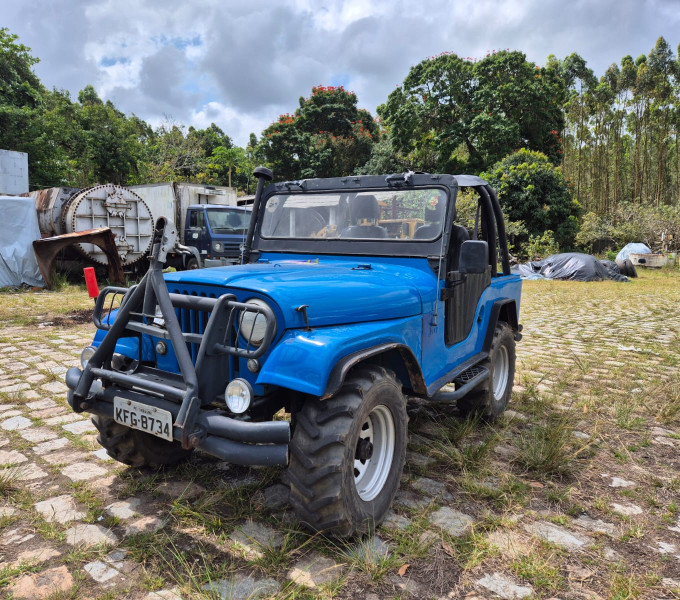 Automóvel Ford Jeep, ano 1978