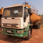 CAMINHÃO BOMBEIRO C/ TANQUE IVECO 260E25, 2011, HDW-3D69, Frota: 803141