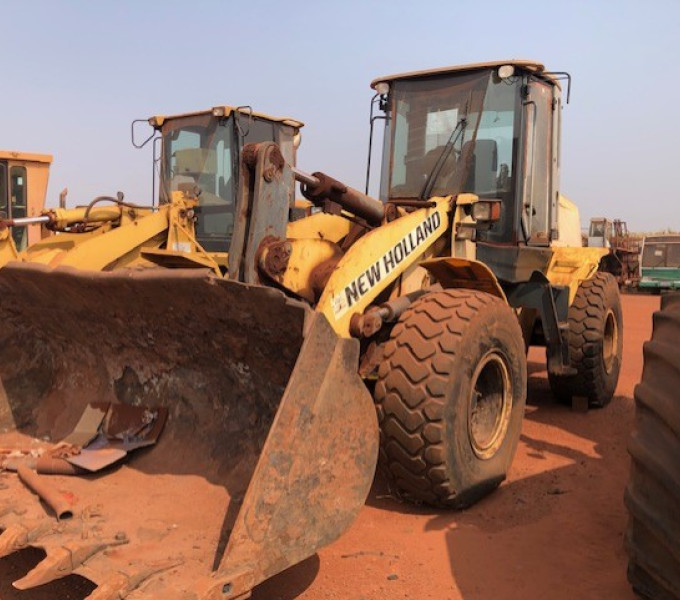 PÁ CARREGADEIRA NEW HOLLAND W170 ZB, 2012, Frota: 806022 + Item 27, 29