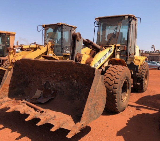 PÁ CARREGADEIRA NEW HOLLAND W170 ZB, 2012, Frota: 806022 + Item 27, 29