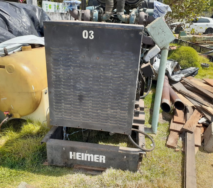 Gerador a Diesel trifásico Heimer 400KVA