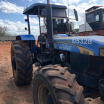 Trator de Pneus New Holland 8030, Ano 2013, Azul, Frota: 105328 + Item 9 e 22