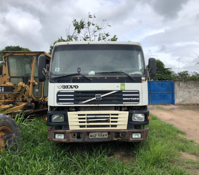 VOLVO FM12 420,ANO 2001/2001,  FROTA 12509, CHASSI : 9BVA4DAD01E678657, PLACA MUZ 5849, RENAVAN : 766069931  ( TA NO CLUBE)
