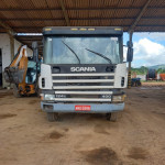 CAMINHÃO PLATAFORMA SCANIA P124 400, ANO 2004, PLACA: MVB 0398, FROTA 22509 (OBS: RODANDO)