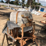 DISTRIBUIDOR DE HERBOCIDA - GUARANÍ DE 400 LITROS PARA APLICAÇÃO DE ADUBOS