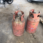 RECIPIENTE PARA OXIGENIO (01) E ACENTILENIO (01) COM CARROÇA DE TRASNPORTE + 02 CILINDROS DE GÁS APROX. 10KG