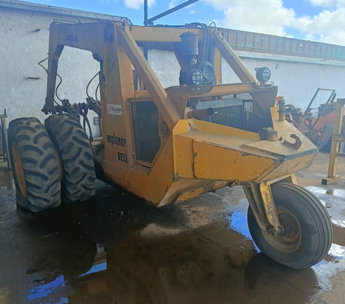 Super Carregadeira Implanor Bell, Frota: 24008