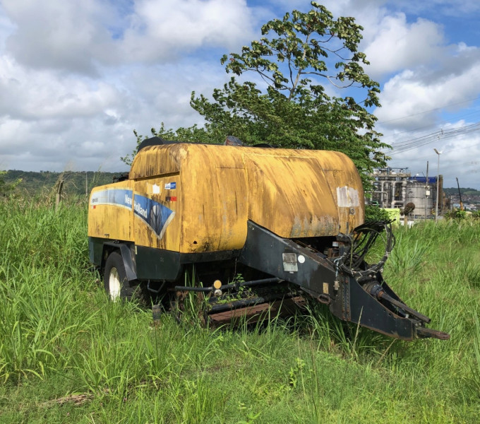 ENFARDADEIRA NEW HOLLAND BB9080