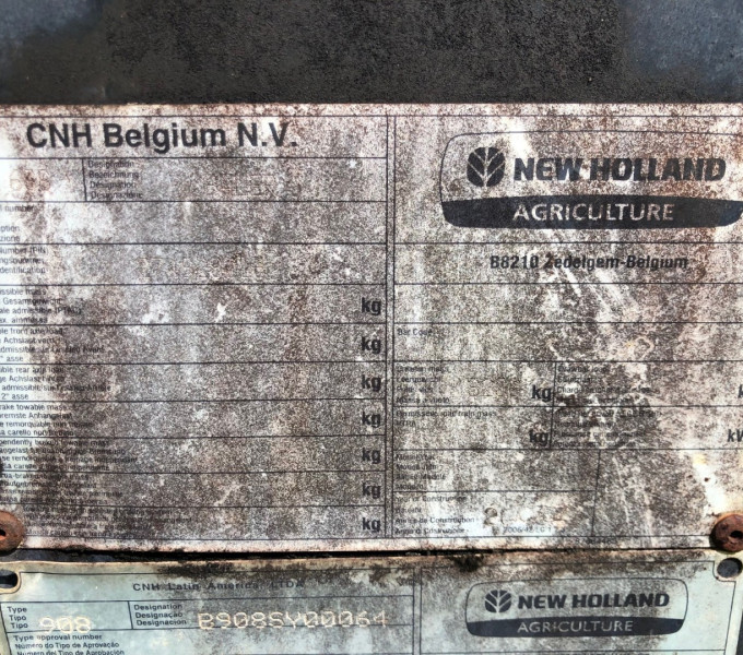ENFARDADEIRA NEW HOLLAND BB9080