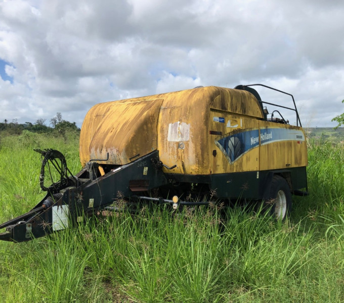 ENFARDADEIRA NEW HOLLAND BB9080
