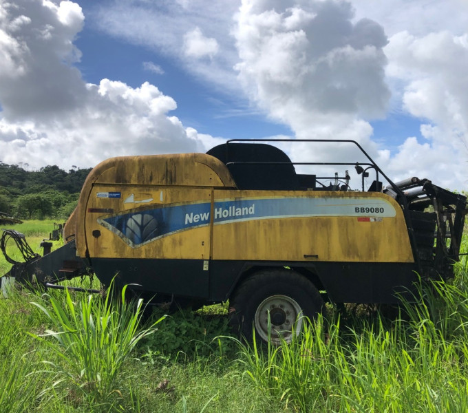 ENFARDADEIRA NEW HOLLAND BB9080