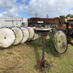 ENLEIRADOR NEW HOLLAND H.5980 (OBS: CONTÉM 17 DISCOS, CONTÉM 04 PNEUS, +/- 7 METROS)